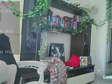 Lunar_Sanata  live sex cam