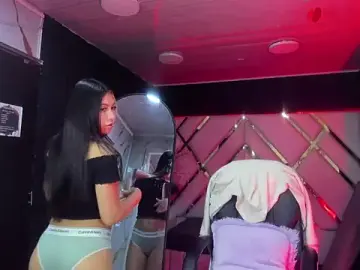 Azul_Horny18  live sex cam