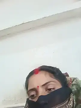Poojaxx56  live sex cam