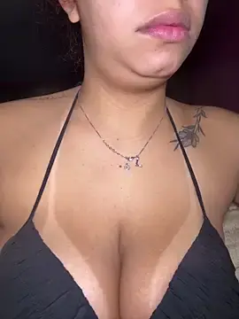 Meridaruiva  live sex cam