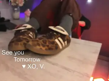 Veronicafalcon  live sex cam