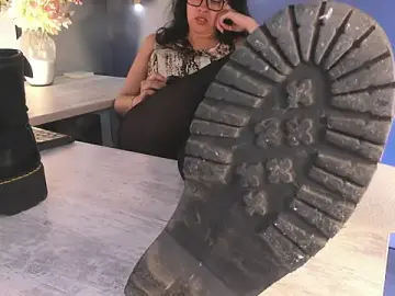 Veronicafalcon  live sex cam