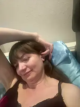 Butterfly8385  live sex cam