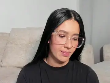 Eileenestrada  live sex cam