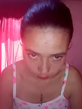 Flaka_roosee  live sex cam