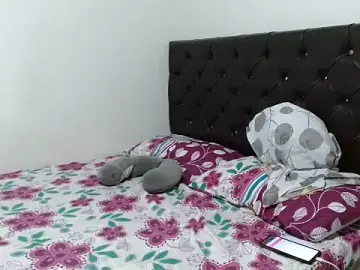 KarolRodr  live sex cam