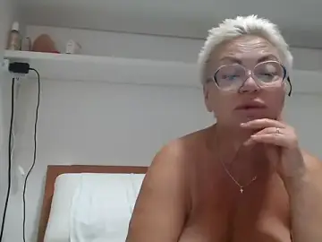 LindaL  live sex cam