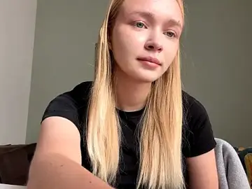 LovelyLisy  live sex cam