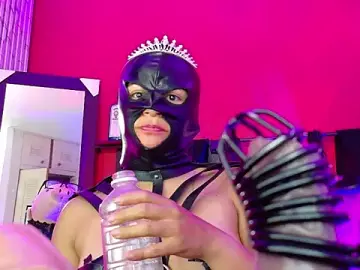 MistressSlut1  live sex cam
