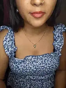 Saumyy  live sex cam