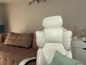 Sofia_Kenwood  live sex cam