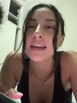 Itsmiasofia  live sex cam