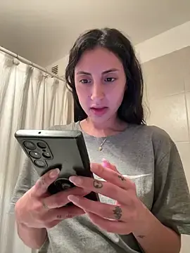 Itsmiasofia  live sex cam