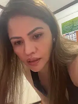 Rieka16  live sex cam