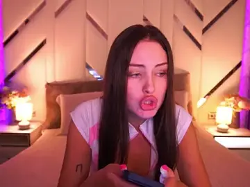 AleksaaJoy  live sex cam
