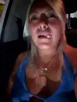 Aurora3xxx  live sex cam