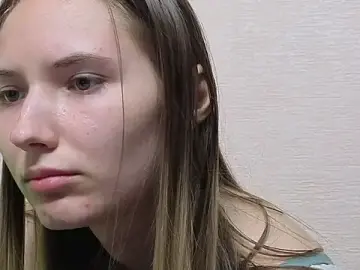 _kikiclark__  live sex cam