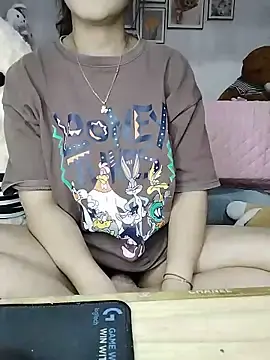 Cream1299  live sex cam
