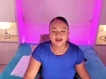 EmilyyStuart  live sex cam