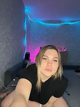 Evaaa_Babiesss  live sex cam