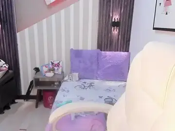 LittleeStar  live sex cam