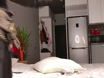 Mirellune  live sex cam