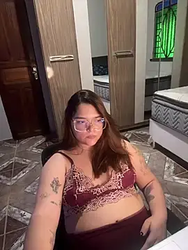 MyaPlus  live sex cam