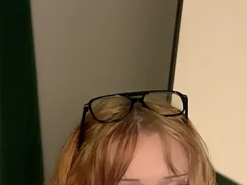 KittyNuarr  live sex cam