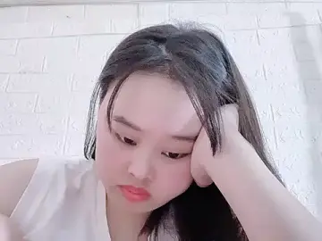 Minee99  live sex cam