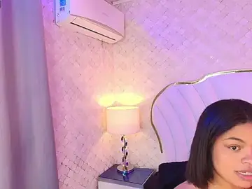 YazminJenner  live sex cam