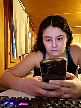 YoungLiisaxx  live sex cam