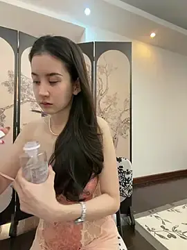 Gigi_UwU_  live sex cam