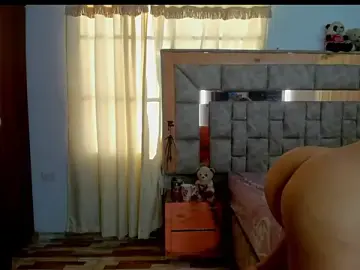 Kim786  live sex cam