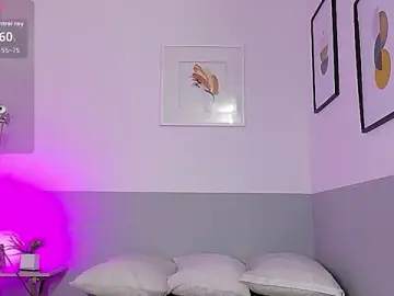 Petitelittleebony  live sex cam