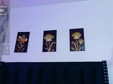 Petitelittleebony  live sex cam