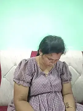 Tamilaruvi  live sex cam
