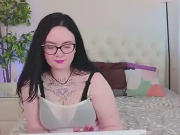 Catherine_Moore_  live sex cam