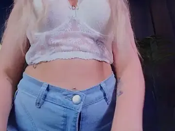 Evacadooo  live sex cam