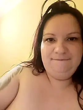 Szilvi93  live sex cam