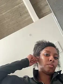 Your_Paris  live sex cam