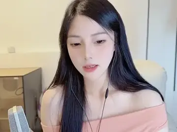 Holo_love  live sex cam