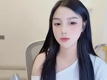 Holo_love  live sex cam