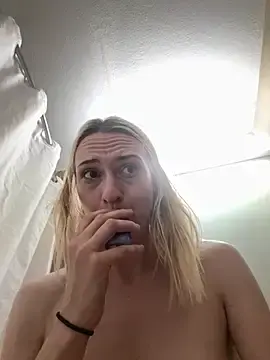 Poison_ivyyy  live sex cam