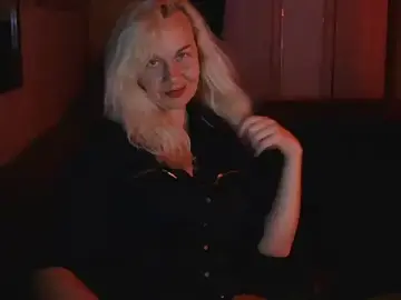 Ravelynni  live sex cam