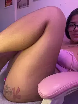 Angelic1  live sex cam