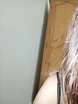 Indilasixeey  live sex cam