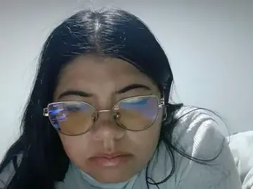 Viccky_vick  live sex cam