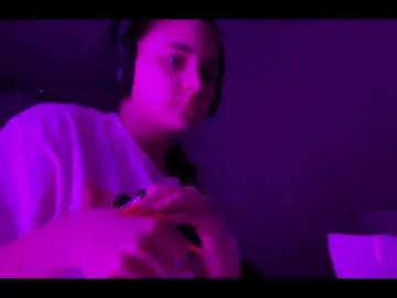 DefendedGenoese  live sex cam