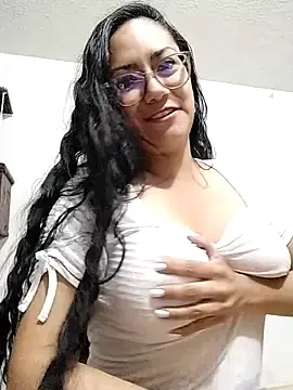 Salma-sweet  live sex cam
