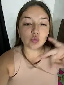 Sofia_Queen17  live sex cam
